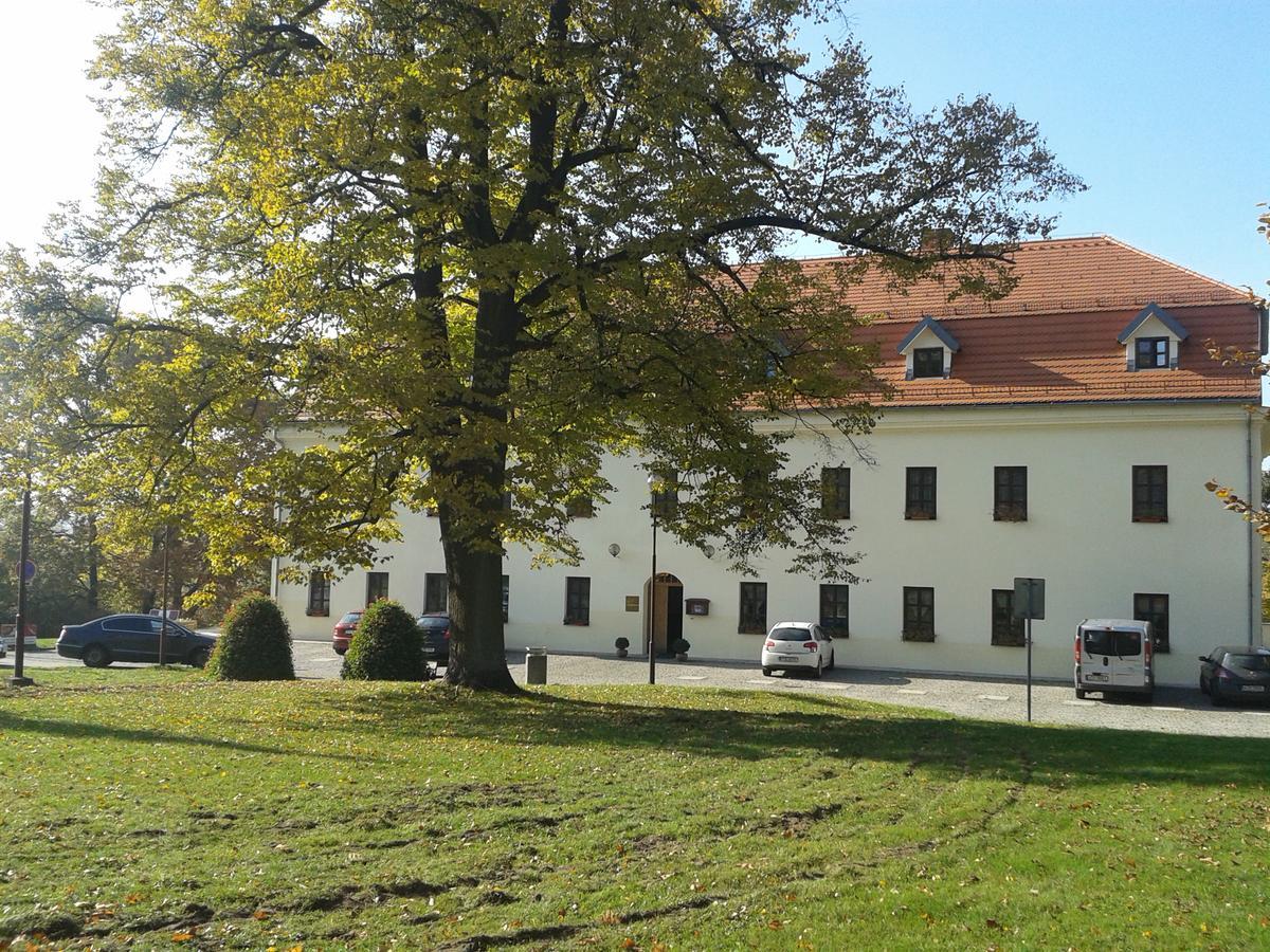 Zamek Havirov Hotel Exterior photo