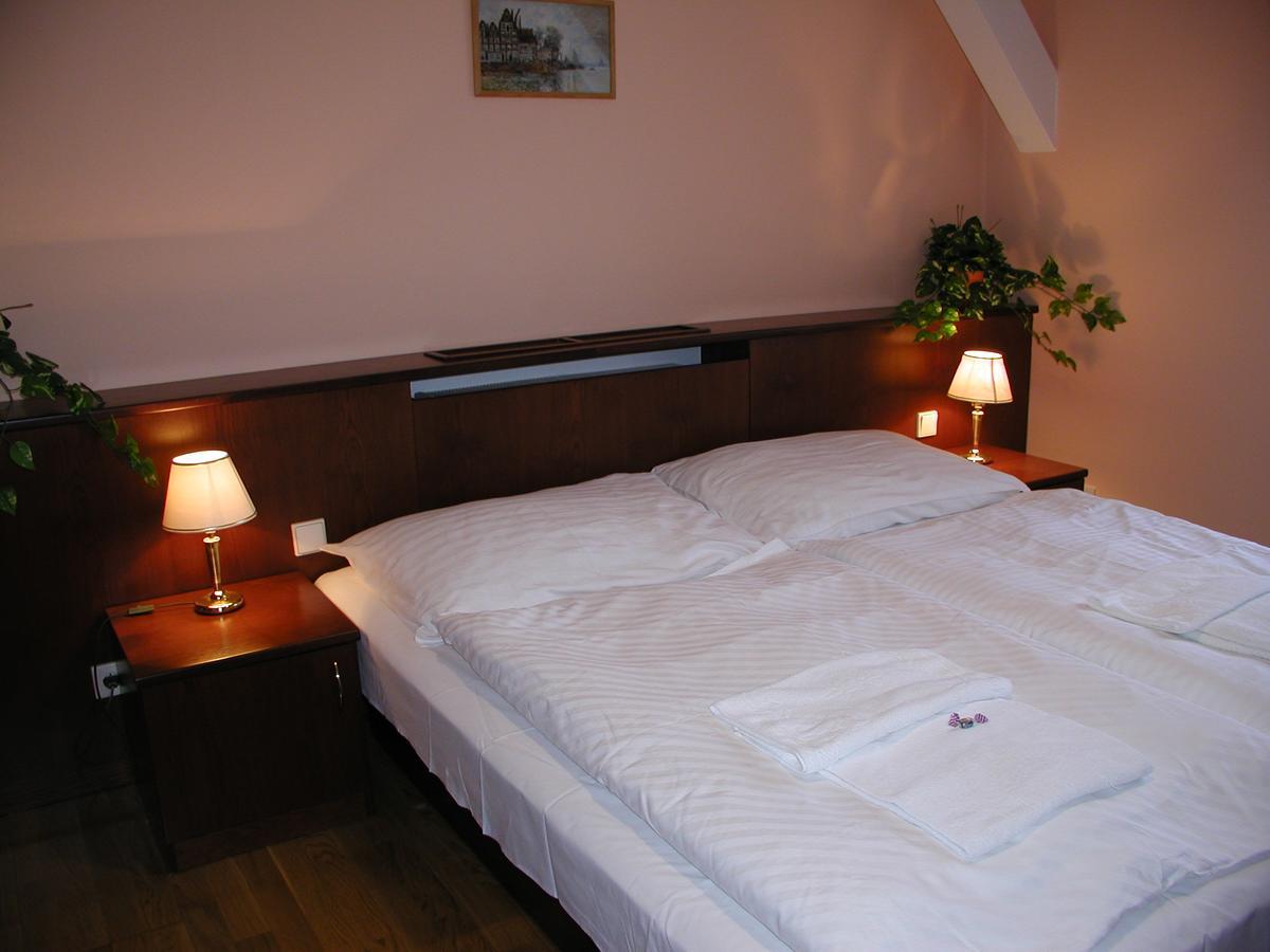 Zamek Havirov Hotel Exterior photo